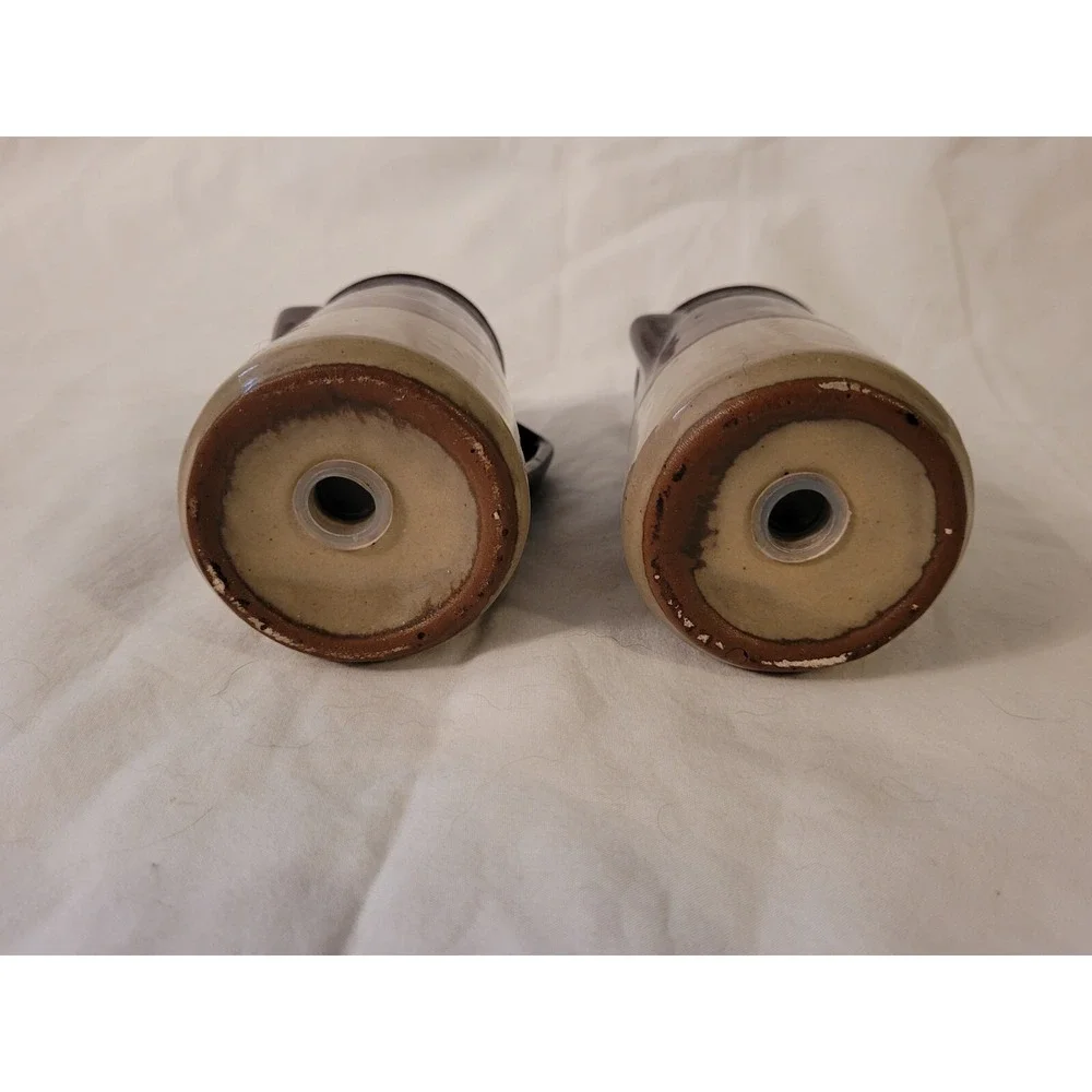 Vintage Stoneware Salt & Pepper Shakers Set Coffee Carafe Kettle Shape‎